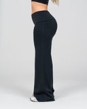 Softline | The Fold-Over Legging - VENOVA