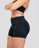 Softline | The Fold-Over Short - VENOVA